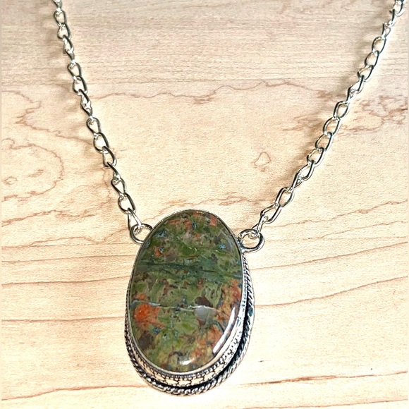 Beautiful Unakite Jasper Pendant Necklace - Picture 11 of 14